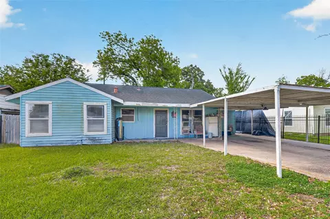 919 Christine St, Houston, TX 77017