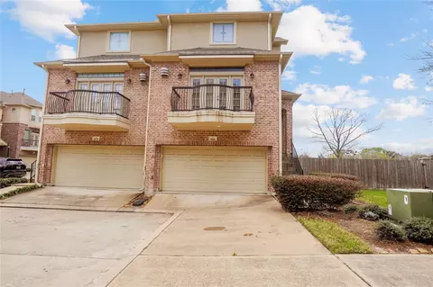 8141 Stoneyway Dr, Houston, TX 77040
