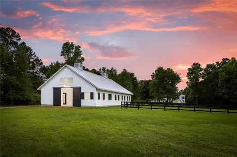 9879 Stubbs Rd, Magnolia, TX 77354