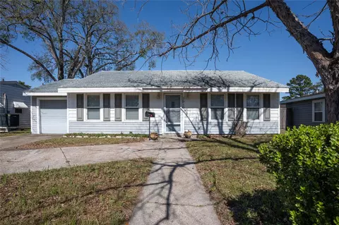 1516 W 43rd St, Houston, TX 77018
