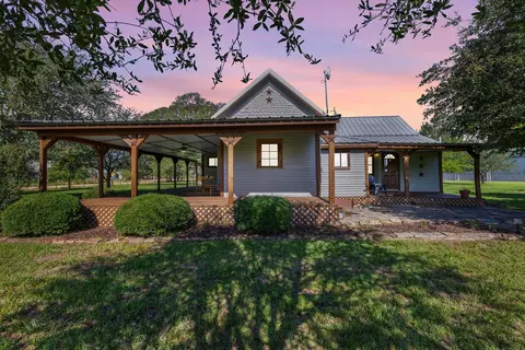 1195 County Road 161, Rock Island, TX 77470