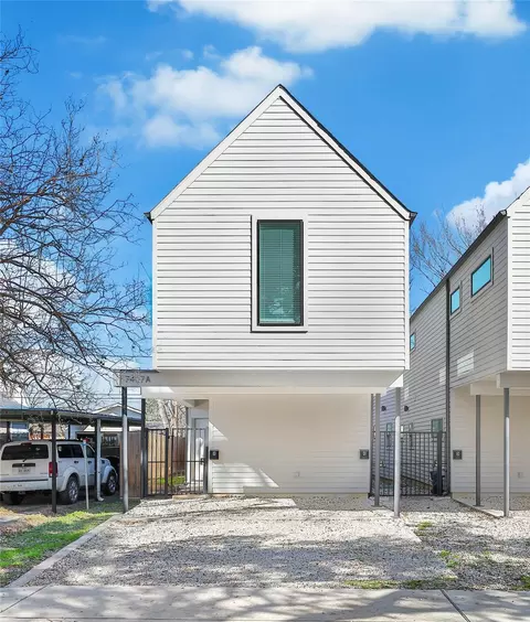 7407 Rusk St #B, Houston, TX 77011