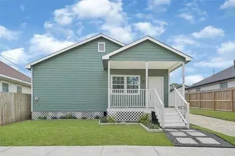 7926 Hudson St, Houston, TX 77012