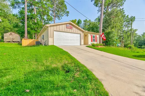 217 Hollow Oak, Livingston, TX 77351