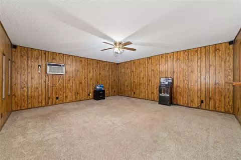 Living - 3511 Guthrie Dr, Pasadena, TX 77503 photo 4 of 4
