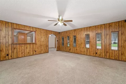 Living - 3511 Guthrie Dr, Pasadena, TX 77503 photo 2 of 4