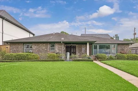 3715 Underwood St, Houston, TX 77025