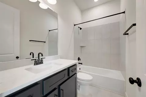 Bath - 18234 Upper Brook St, Conroe, TX 77302 photo 1 of 2