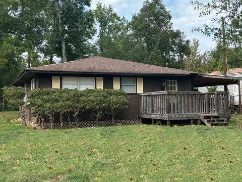 654 Tallow St, Onalaska, TX 77360 photo 1