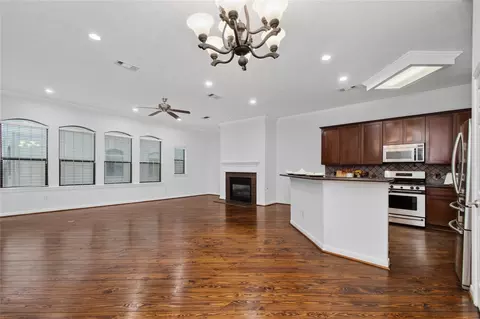 2304 Jackson St, Houston, TX 77004