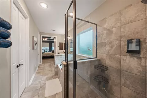 Bath - 24114 Willow Rose Dr, Spring, TX 77389 photo 3 of 6