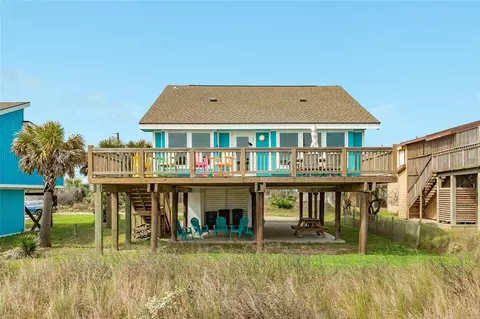 21446 Gulf Dr, Galveston, TX 77554