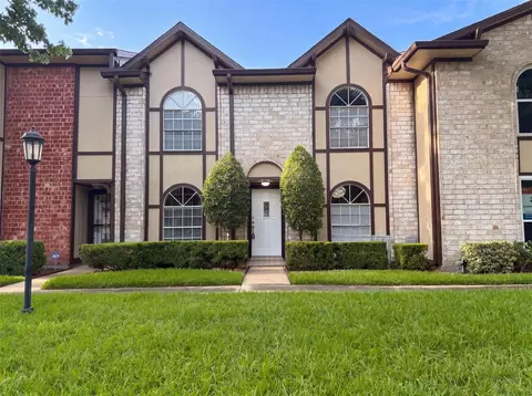 11710 S Kirkwood Rd, Stafford, TX 77477