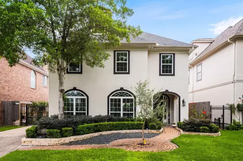 4804 Willow St, Bellaire, TX 77401