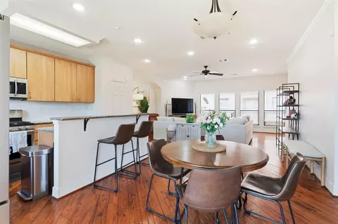 Dining - 2424 Navigation Blvd #D, Houston, TX 77003 photo 3 of 3