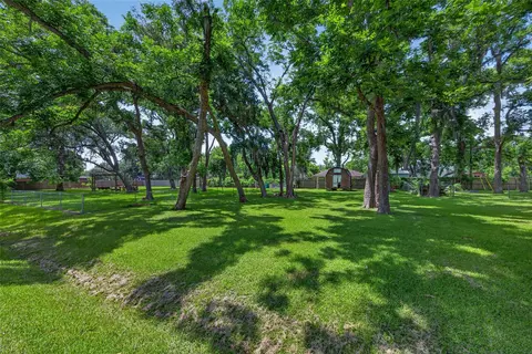 00 Humble Dr, West Columbia, TX 77486