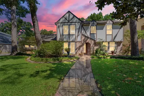 5322 Dana Leigh Dr, Houston, TX 77066