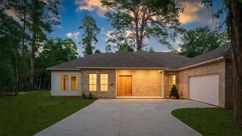 12134 S Tara Plantation Dr, Tomball, TX 77375