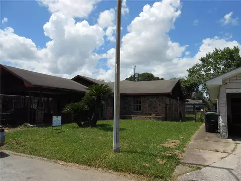 8535 Wiggins St, Houston, TX 77029