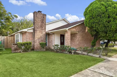 11006 Kirkwell Dr, Houston, TX 77089