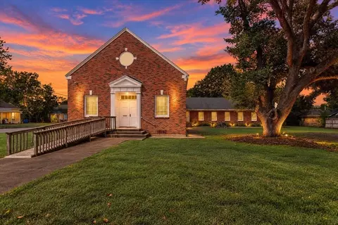 530 Church St, Navasota, TX 77868
