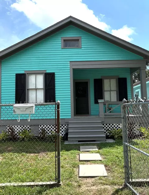 4807 Avenue P 12, Galveston, TX 77551