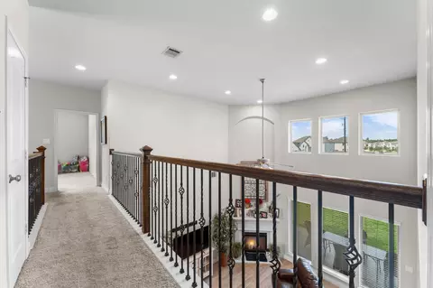 Entry Way - 27172 Devyn Forest Ln, Spring, TX 77386 photo 8 of 10