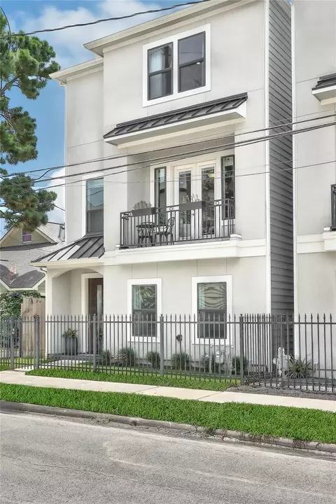 3838 Brinkman St, Houston, TX 77018
