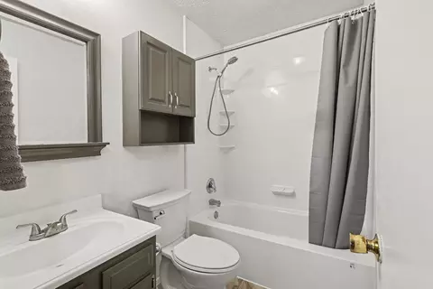 Bath - 4522 Enchantedgate Dr, Spring, TX 77373 photo 1 of 2