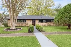 6103 Kuldell Dr, Houston, TX 77074