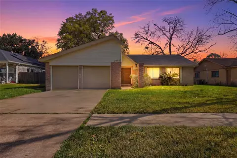 2807 W Birchdale Dr, Missouri City, TX 77489