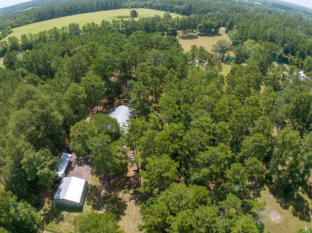 212 Fm 2296, Huntsville, TX 77340