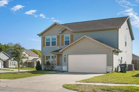 101 Bering Dr, Huntsville, TX 77320