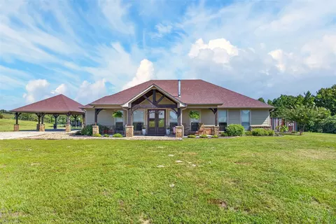 150 Private Road 6421, Palestine, TX 75803
