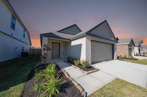 3062 Nickell Back Dr, Conroe, TX 77301