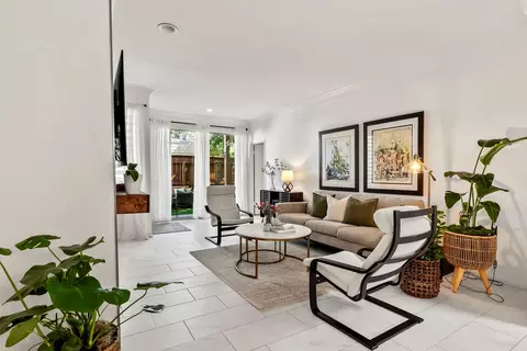 2100 Tanglewilde St #141, Houston, TX 77063