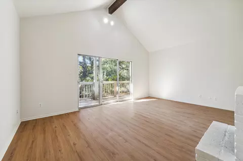 2100 Tanglewilde St #514, Houston, TX 77063