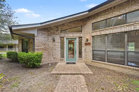 Exterior - 98 Glenheath, Trinity, TX 75862 photo 2 of 7