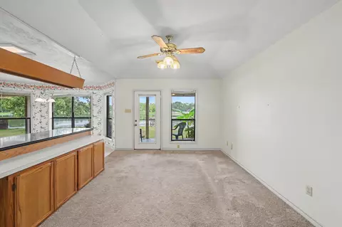 Living - 98 Glenheath, Trinity, TX 75862 photo 6 of 6