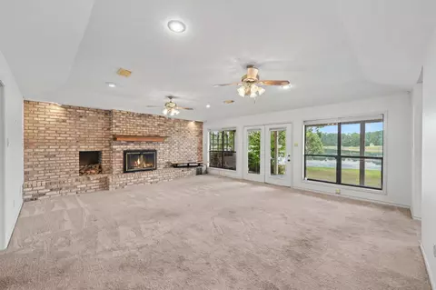 Living - 98 Glenheath, Trinity, TX 75862 photo 2 of 6