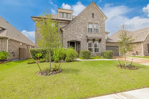 Exterior - 7810 Leighton Trl, Pasadena, TX 77505 photo 5 of 6