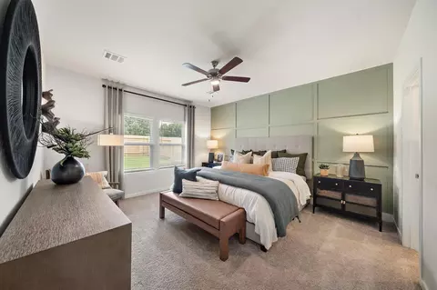 Bedroom - 16960 Hazelnut Dr, Conroe, TX 77302 photo 1 of 3