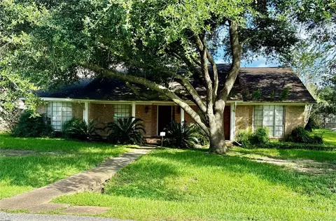 2606 Gun Powder Ln, Pearland, TX 77581
