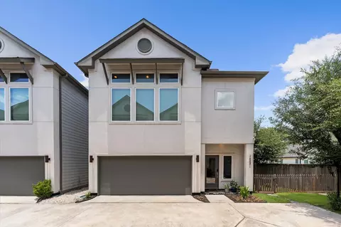 2422 Cochran St, Houston, TX 77009