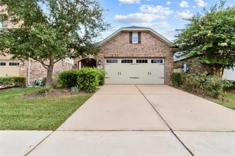 1611 Summer City Dr, Houston, TX 77047