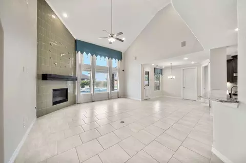 Living - 3810 Everly Bend Dr, Spring, TX 77386 photo 2 of 6