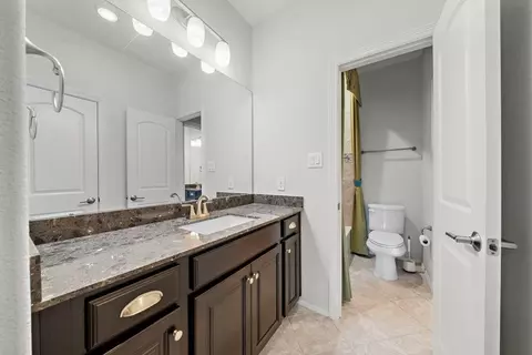 Bath - 3810 Everly Bend Dr, Spring, TX 77386 photo 7 of 7