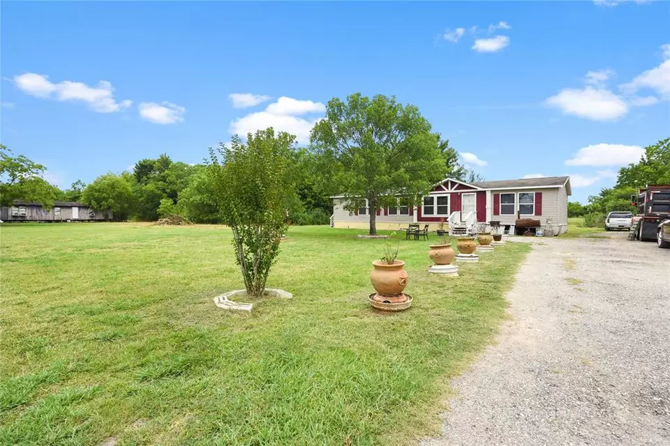  79 County Road 4903, Dayton, TX 77535 photo 1