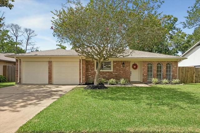 16023 Cavendish Dr, Houston, TX 77059