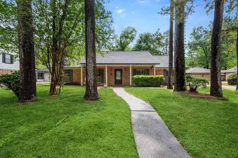 2006 Running Springs Dr, Kingwood, TX 77339